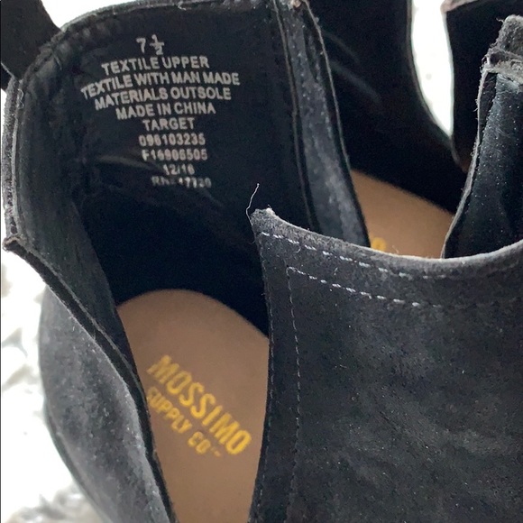 Mossimo Black Booties - Picture 4 of 4